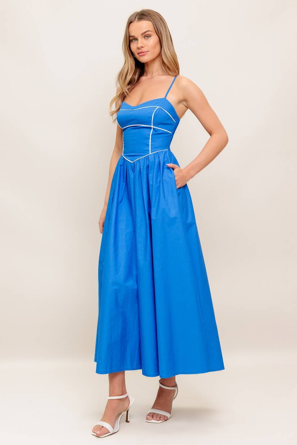A solid woven midi dress - ID22803